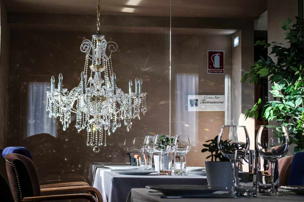 comedor terranova gran lámpara